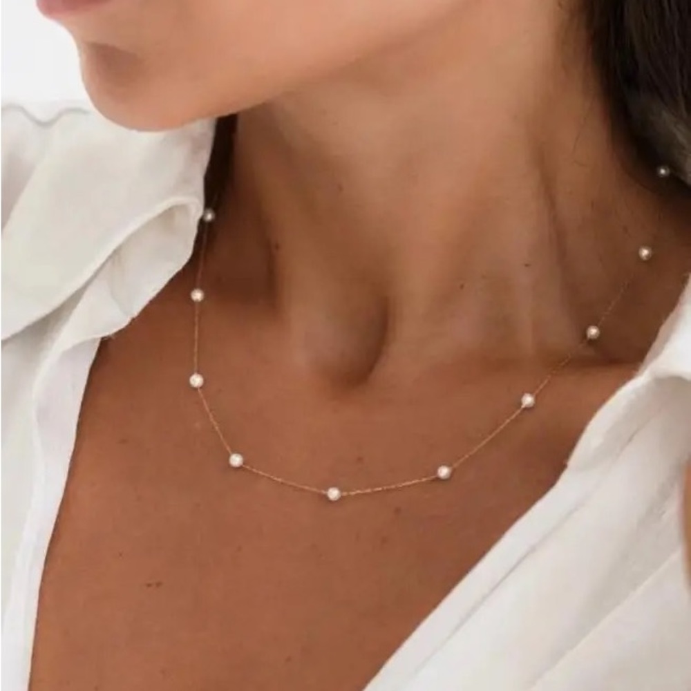New: 14K Gold Vermeil Dainty Freshwater Pearls Necklace - Picture 3 of 7